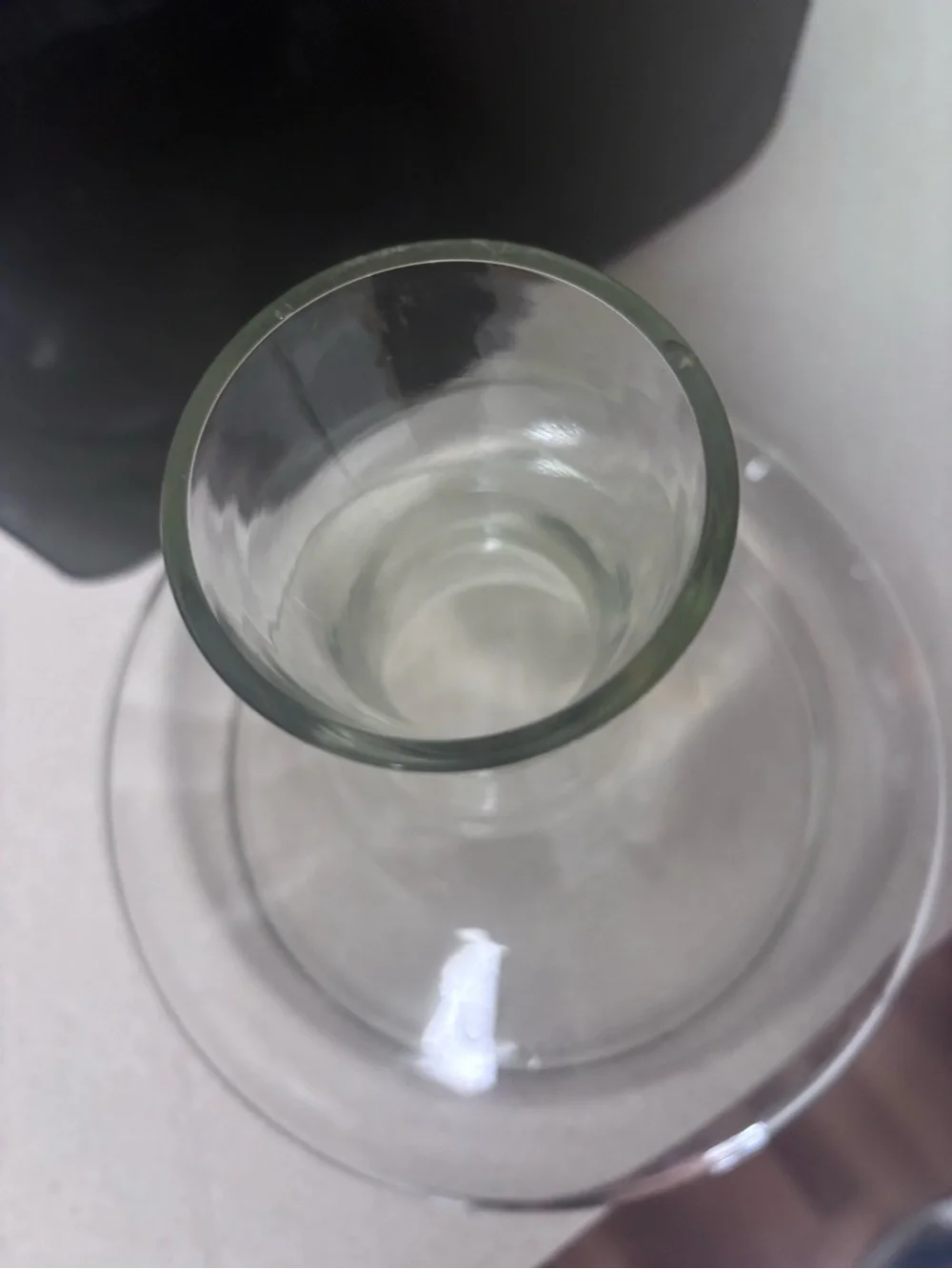 Glass vase with round base
